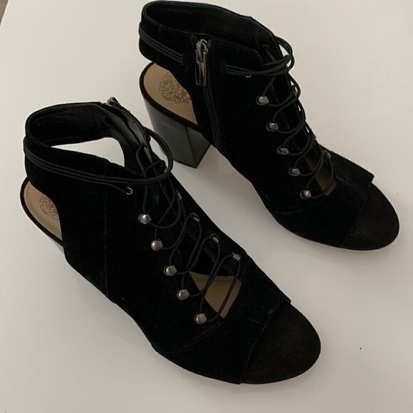 Vince Camuto Lace Up Black Suede Shoes Size 10M/40 - Picture 1 of 16